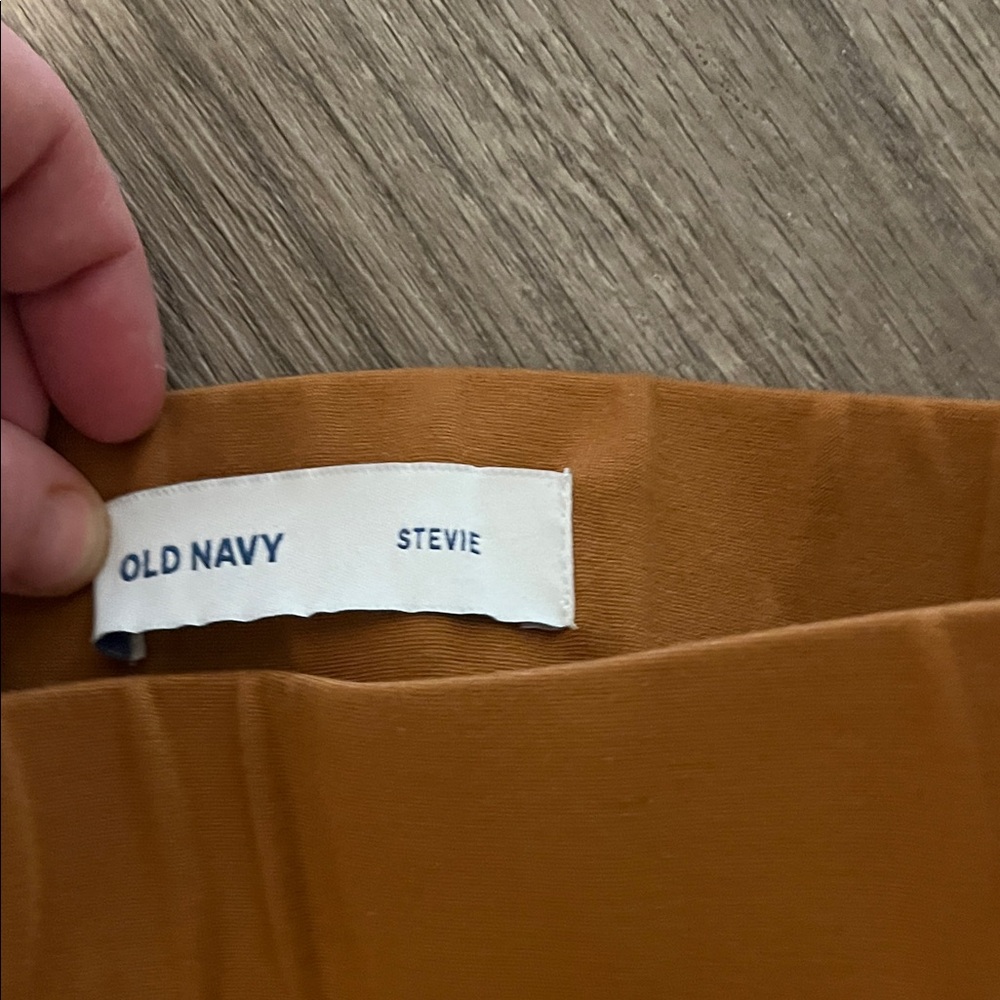 Old Navy Women's Leggings in Rust Brown - Picture 3 of 5